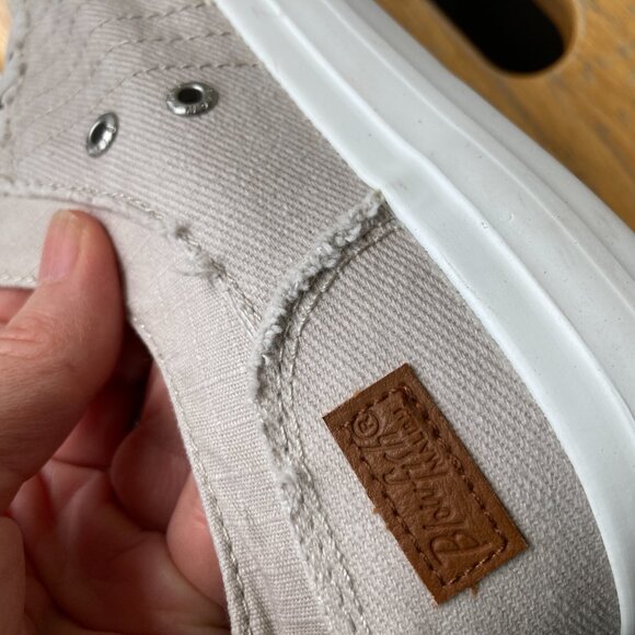 blowfish malibu sneakers distessed gray slip on for  women size 9 NEW - Picture 4 of 6
